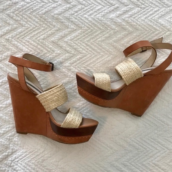Steve Madden Summer Platforms - Picture 1 of 8